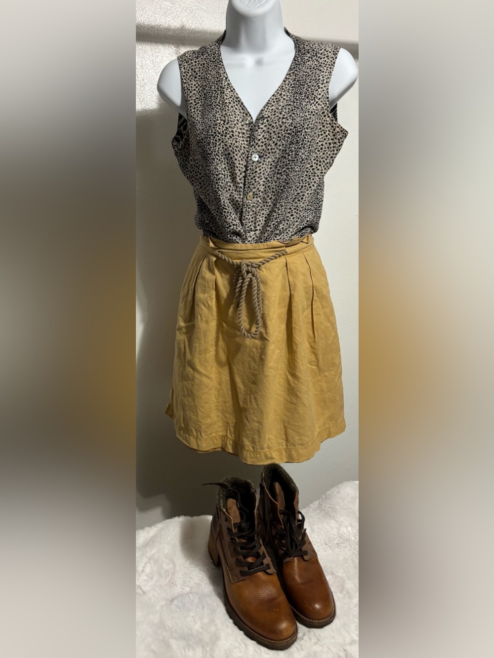 VINTAGE REVERSIBLE Sleeveless V-Neck cheetah/zebra Print Blouse
